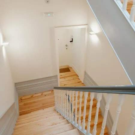 With A Pool By Vacationy * ポルト